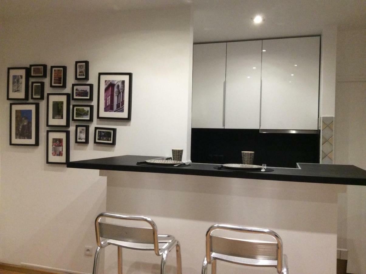 Appartement Au Calme Avec Terrasse ヴィシー エクステリア 写真